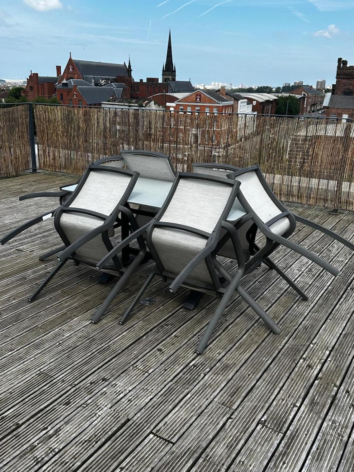 Penthouse - Liverpool City Centre - Nhs Stays - Liverpool Royal Hospital Buitenkant foto